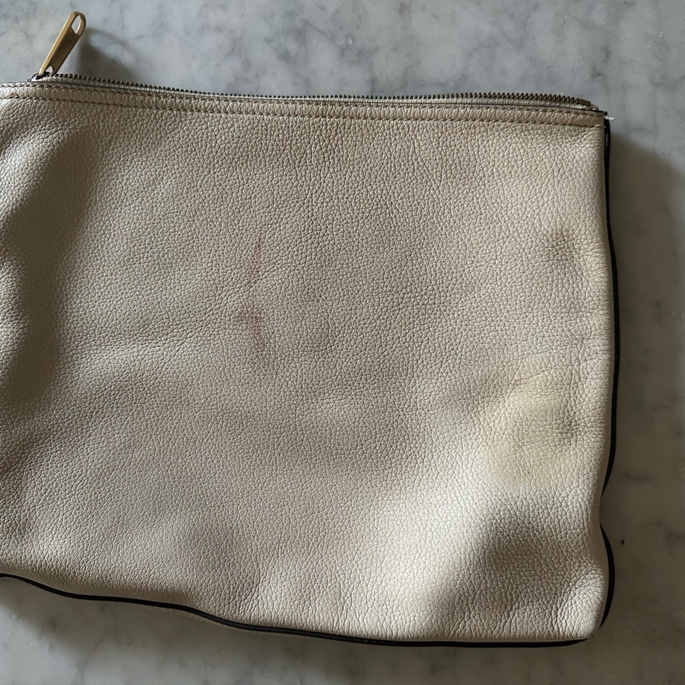 Authentic Gucci white portfolio bag - Picture 2 of 3